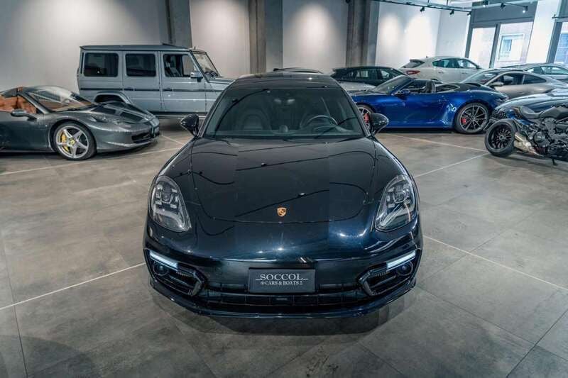 Usata Porsche Panamera 330 CV (242 kW) 2022 Nero Berlina