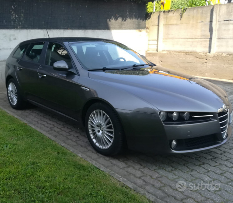 Usato 2008 Alfa Romeo 159 1.9 Diesel 150 CV (3.500 €)