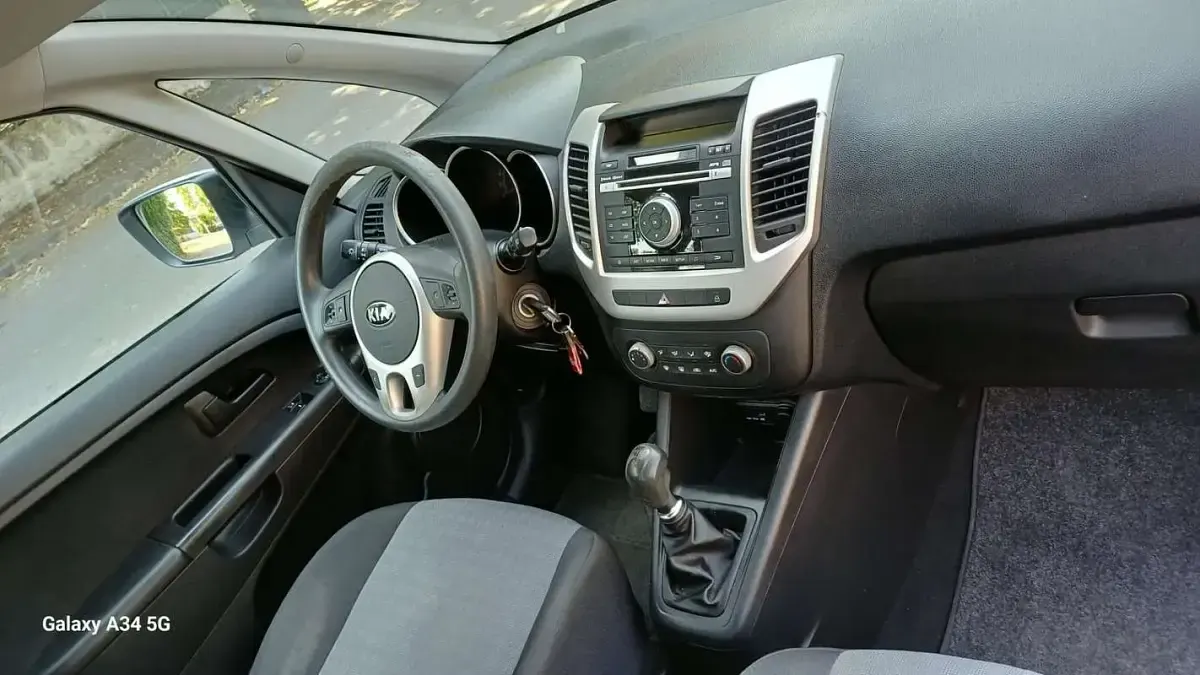Usata Kia Venga Style 90 CV (66 kW) 2015 Bianco Utilitaria