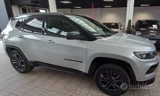 Usata Jeep Compass Limited 190 CV (139 kW) 2022 Grigio tetto nero SUV