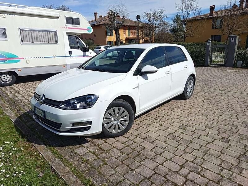 Usata VW Golf VII Comfortline 110 CV (80 kW) 2015 Bianco Berlina