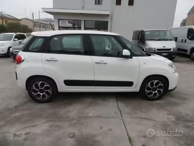 Usata Fiat 500L Business 95 CV (69 kW) 2018 Bianco Monovolume