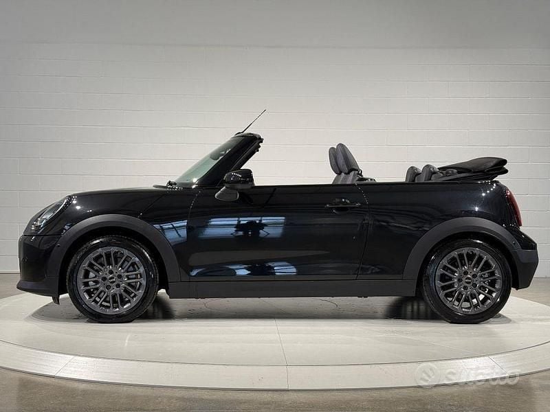 Usata Mini Cooper Cabriolet Classic 163 CV (119 kW) 2025 Nero Cabrio
