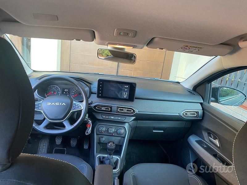 Usata Dacia Sandero 2024 Grigio Utilitaria