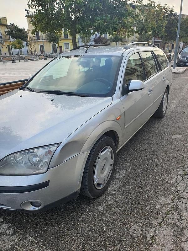 Usata Ford Mondeo S 131 CV (96 kW) 2003 Grigio Station wagon