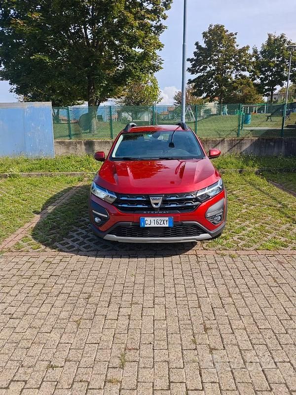 Rosso Usata 2022 Dacia Sandero Due volumi | 11.950 € (Ottimo prezzo) - Immagine 1/4