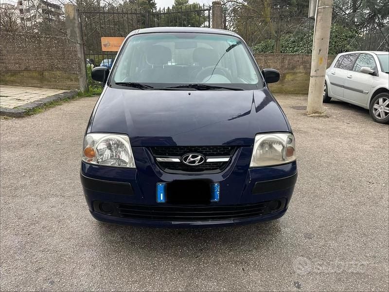 Usata Hyundai Atos Style 62 CV (45 kW) 2006 Blu Utilitaria