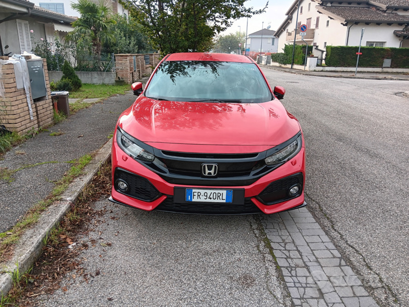 Usato 2018 Honda Civic 1.5 Benzin 182 CV (16.500 €)
