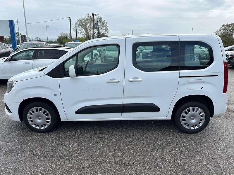 Usata Opel Combo Life 101 CV (74 kW) 2019 Bianco Furgone