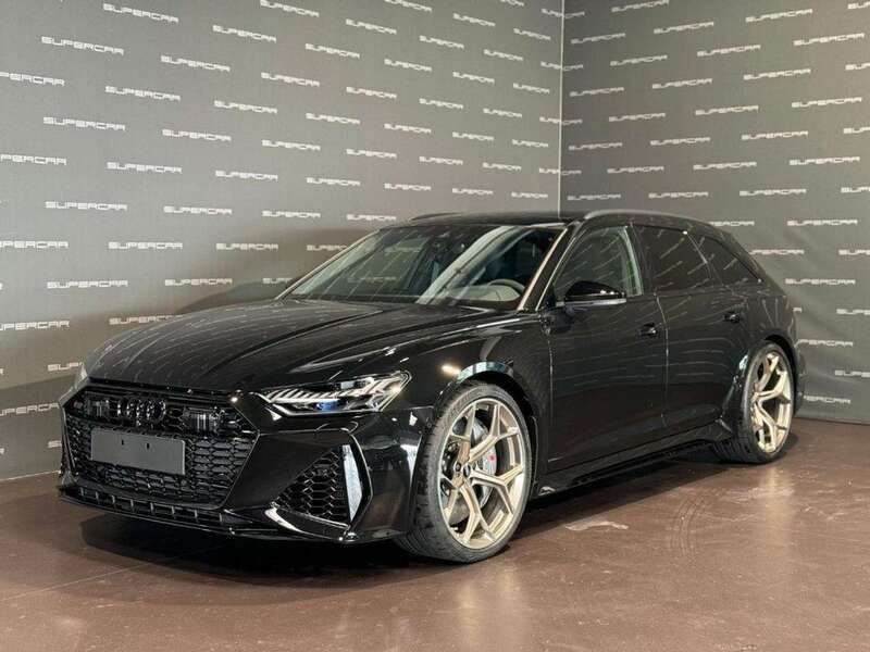Nero mythos Usata 2024 Audi RS6 Performance Station wagon | 169.900 € - Immagine 1/4