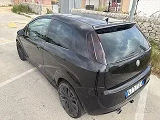 Usata Fiat Grande Punto Sport 90 CV (66 kW) 2008 Nero Utilitaria