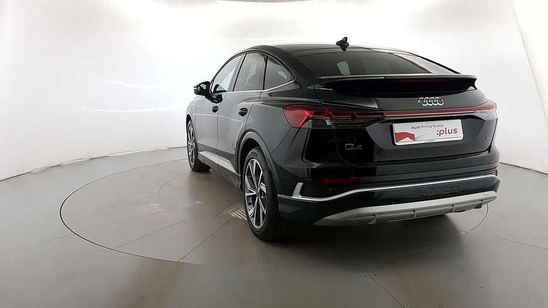 Nuova Audi Q4 e-tron Ambiente 77 kW (105 CV) 2025 Nero mito metallizzato SUV