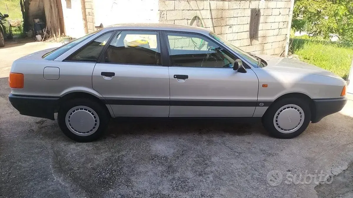 Usata Audi 80 87 CV (63 kW) 1990 Grigio Berlina