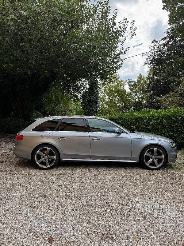 Usata Audi A4 S-Line 150 CV (110 kW) 2015 Grigio Station wagon