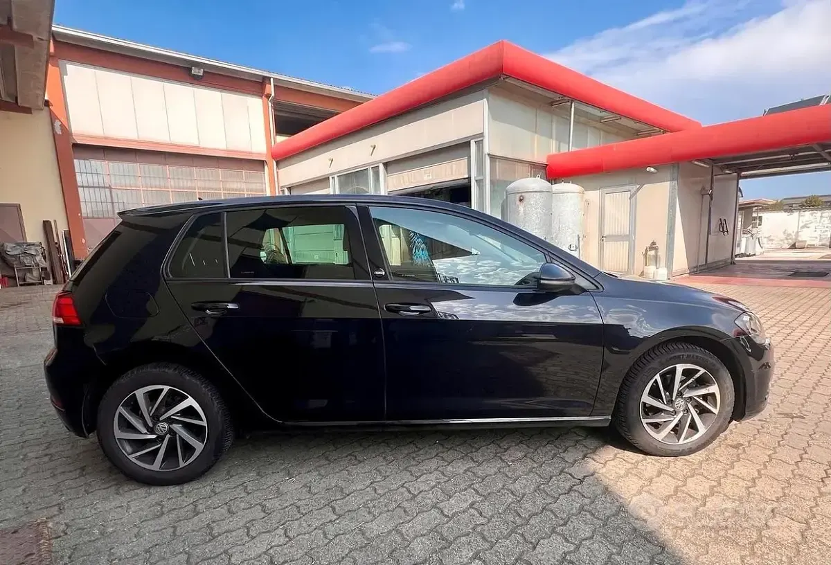 Usata VW Golf VII Executive 110 CV (80 kW) 2017 Berlina