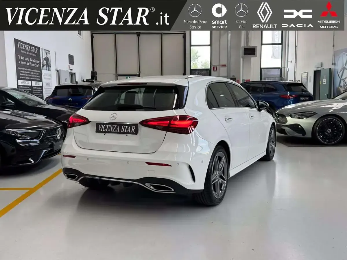 Usata Mercedes A180 Advanced 116 CV (85 kW) 2024 Bianco polare Berlina