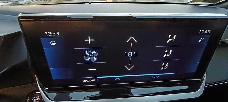 Usata Peugeot 208 GT 131 CV (96 kW) 2023 Bianco Utilitaria