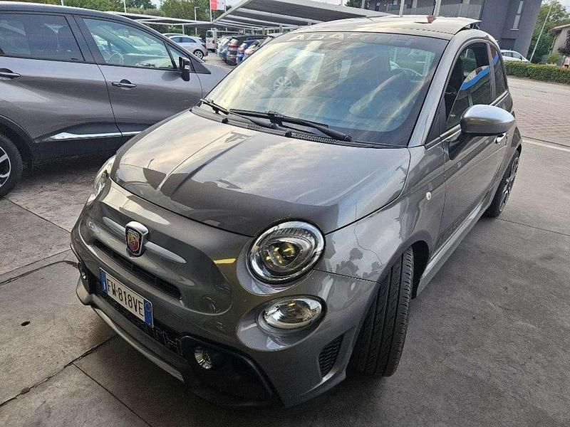 Usata Abarth 595 Turismo 165 CV (121 kW) 2019 Antracite metallizzato Utilitaria