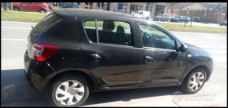 Usata Dacia Sandero 2015 Nero Berlina