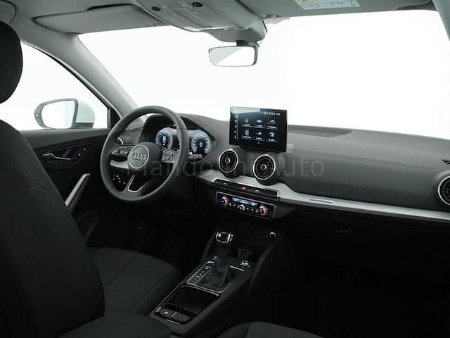 Nouvelle Audi Q2 Business 150 ch (110 kW) 2025 Blanc SUV