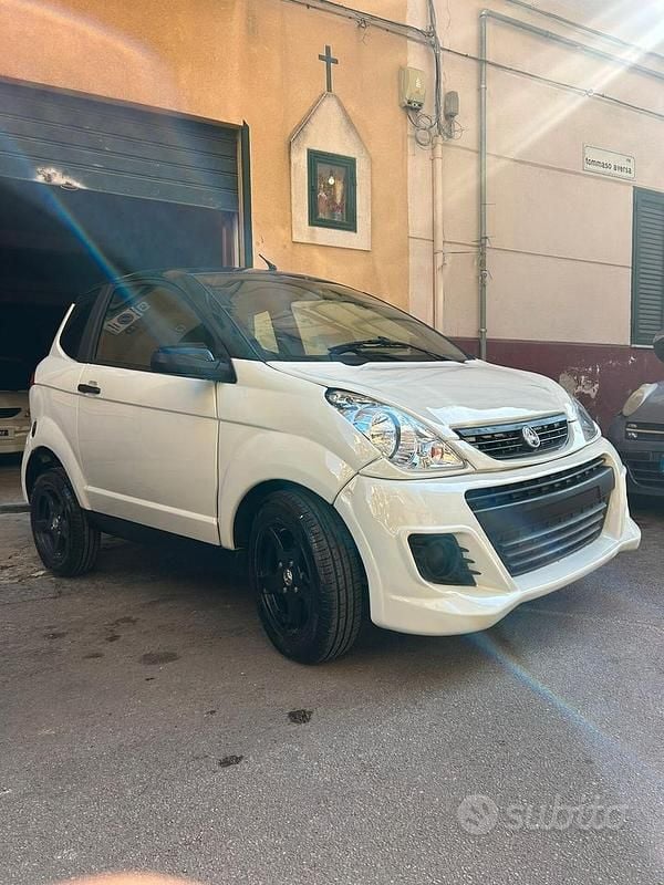 Usata Aixam City Premium 2012 Bianco Berlina