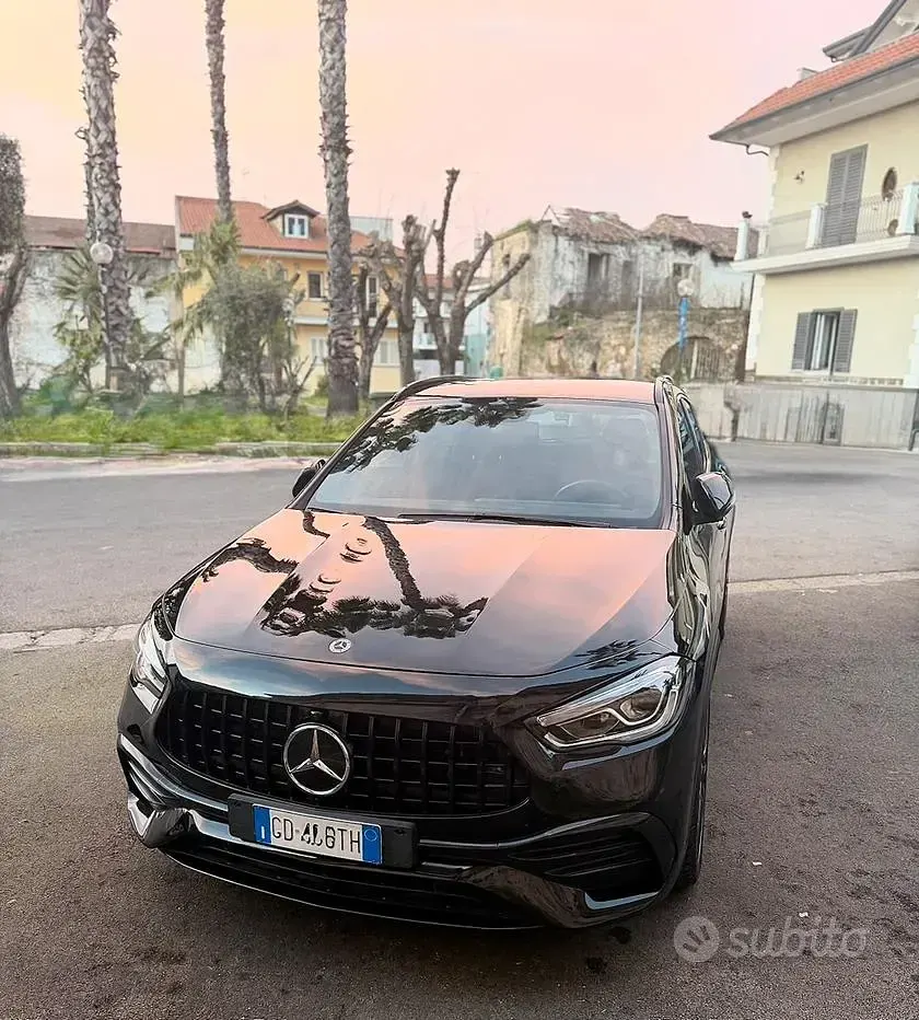Usata Mercedes GLA200 150 CV (110 kW) 2020 Nero SUV