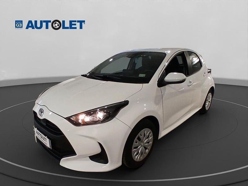 Bianco Usata 2024 Toyota Yaris Hybrid Active Berlina | 19.500 € (Buon prezzo) - Immagine 1/4