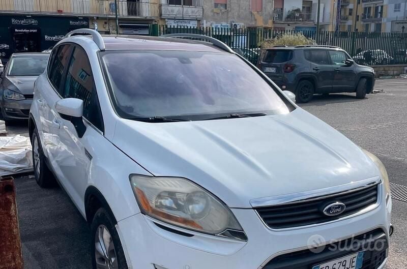 Usata Ford Kuga 136 CV (100 kW) 2010 Bianco SUV