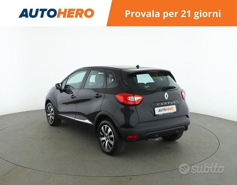Usata Renault Captur 90 CV (66 kW) 2016 Nero SUV
