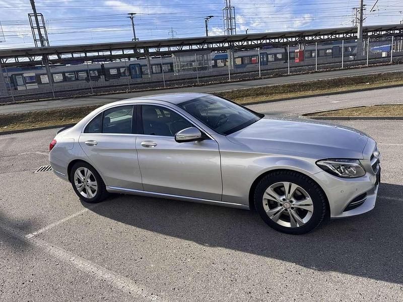 Usata Mercedes C220 170 CV (125 kW) 2014 Grigio Berlina