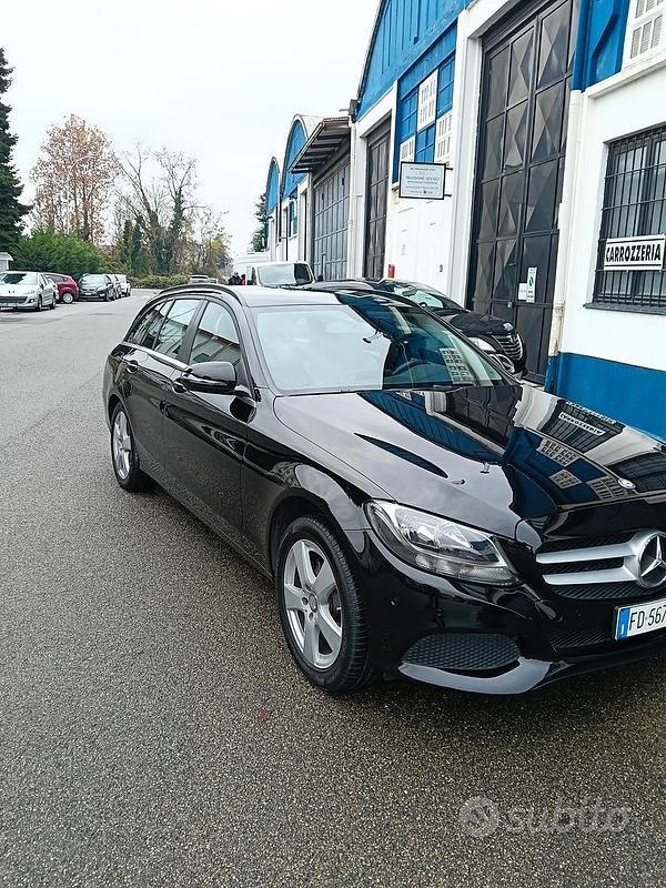 Usata Mercedes C180 2016 Nero Station wagon