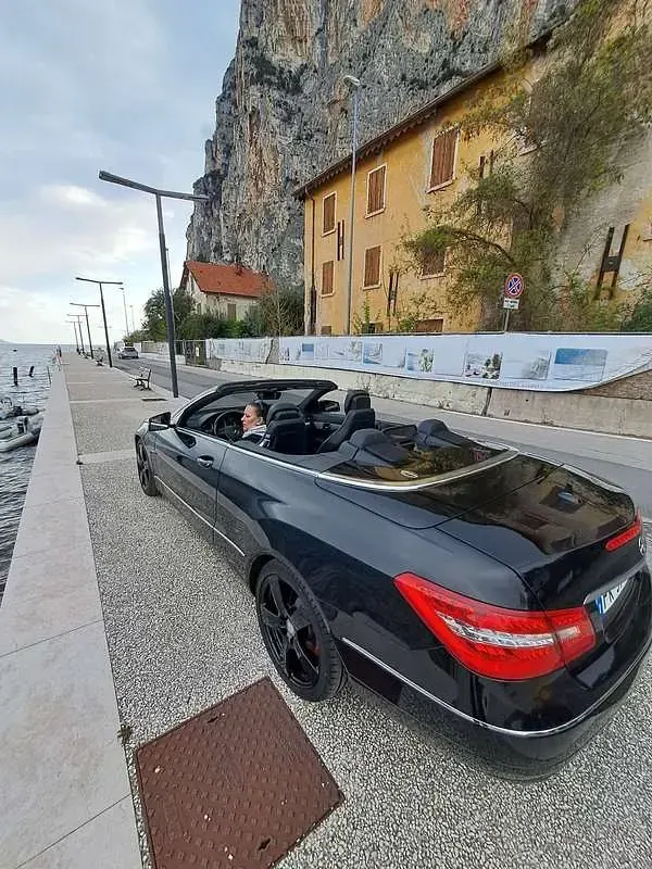 Usata Mercedes E220 170 CV (125 kW) 2012 Cabrio