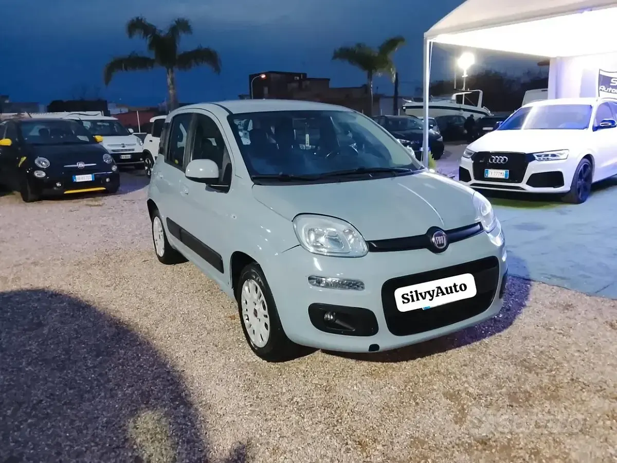 Usata Fiat Panda Lounge 69 CV (50 kW) 2019 Grigio Utilitaria