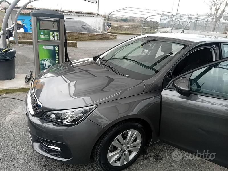 Usata Peugeot 308 131 CV (96 kW) 2021 Grigio Station wagon