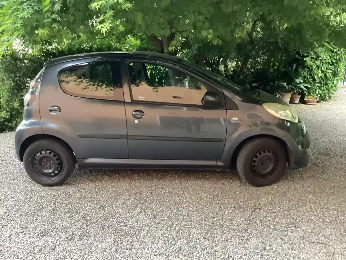 Occasion Citroën C1 68 ch (50 kW) 2007 Gris Citadine