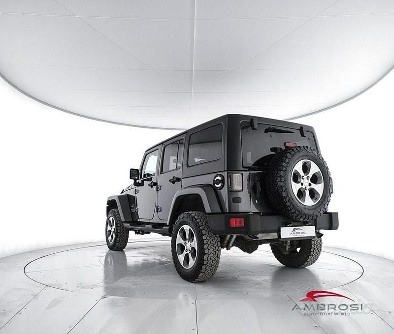 Usata Jeep Wrangler Unlimited Sahara 200 CV (147 kW) 2018 Grigio SUV