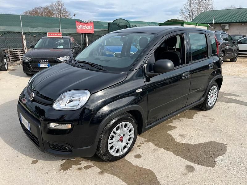 Nero Usata 2024 Fiat Panda S Berlina | 10.990 € (Ottimo prezzo) - Immagine 1/4