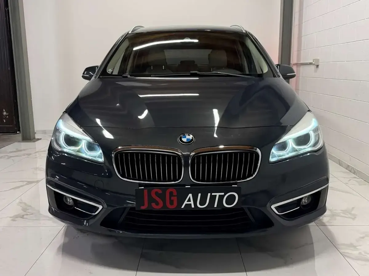 Usata BMW 218 Gran Tourer Luxury Line 150 CV (110 kW) 2016 Blu/azzurro Monovolume