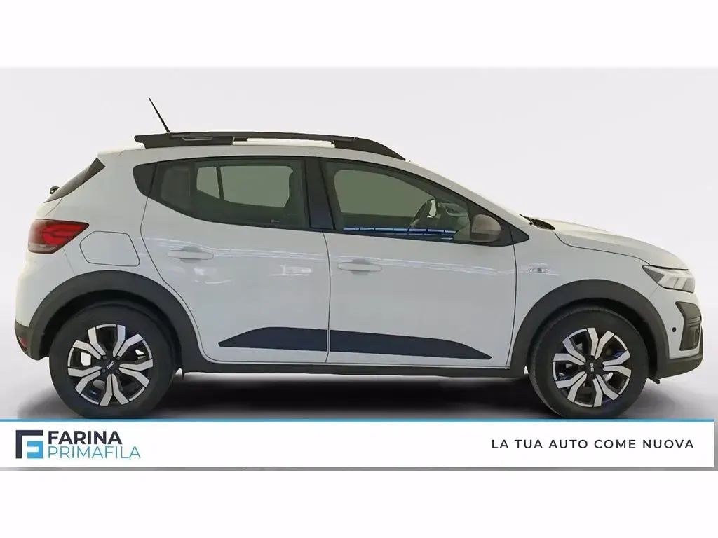 Usata Dacia Sandero Expression 101 CV (74 kW) 2023 Bianco Utilitaria
