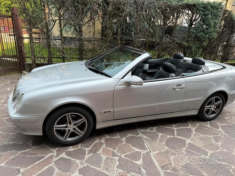 Usata Mercedes CLK200 Avantgarde 136 CV (100 kW) 2000 Cabrio