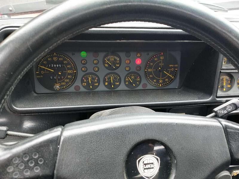 Usata Lancia Delta 205 CV (150 kW) 1991 Rosso Utilitaria