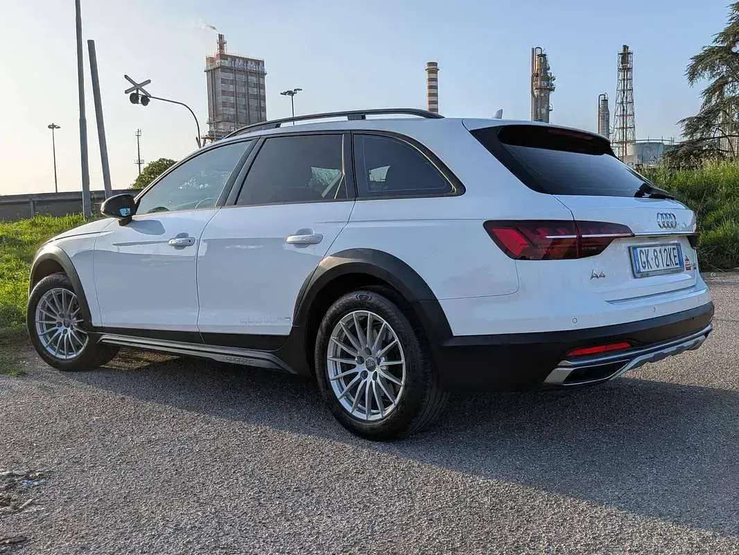 Usata Audi A4 Allroad Business 190 CV (139 kW) 2020 Bianco Station wagon