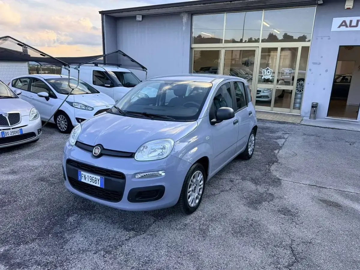 Usata Fiat Panda Lounge 69 CV (50 kW) 2018 Grigio Utilitaria