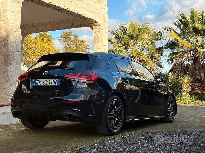 Usata Mercedes A200 Premium 150 CV (110 kW) 2021 Nero Berlina