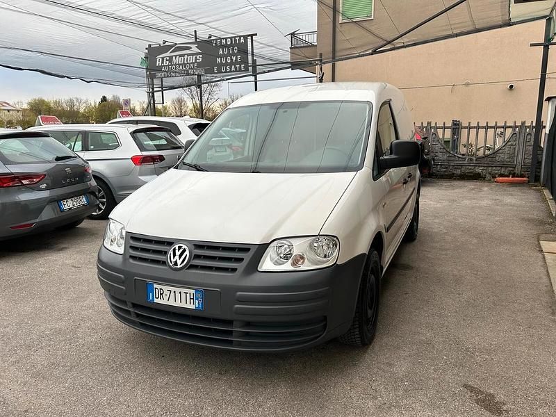 Usata VW Caddy 105 CV (77 kW) 2008 Bianco Monovolume