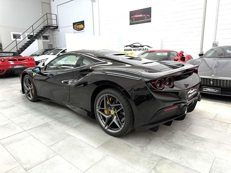 Usata Ferrari F8 721 CV (530 kW) 2021 Other Coupé