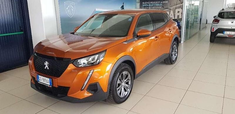 Usata Peugeot 2008 Active 110 CV (80 kW) 2021 Arancione SUV