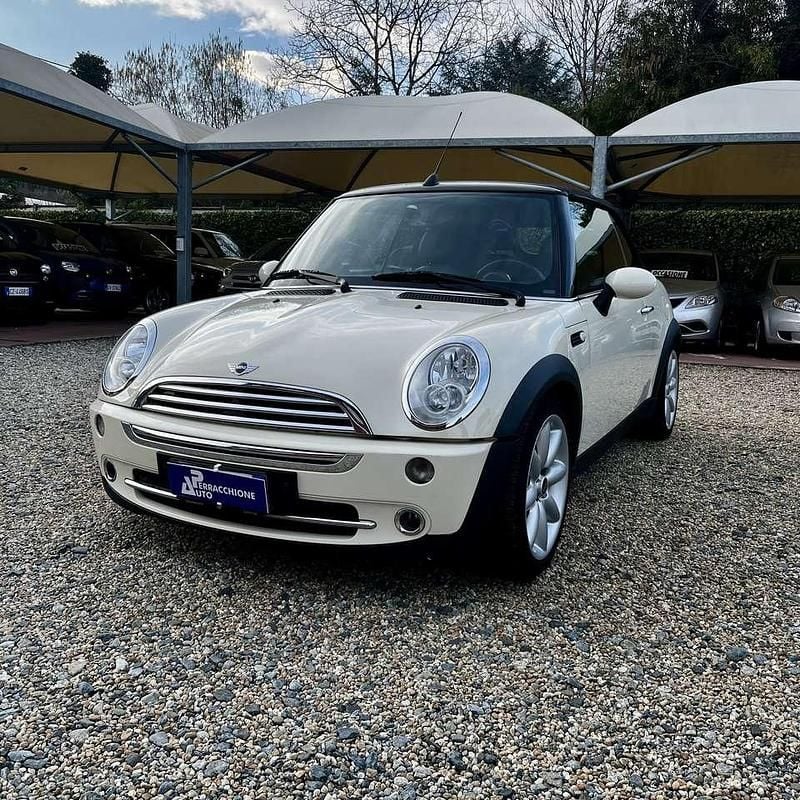 Usata Mini Cooper Cabriolet 116 CV (85 kW) 2007 Bianco Cabrio