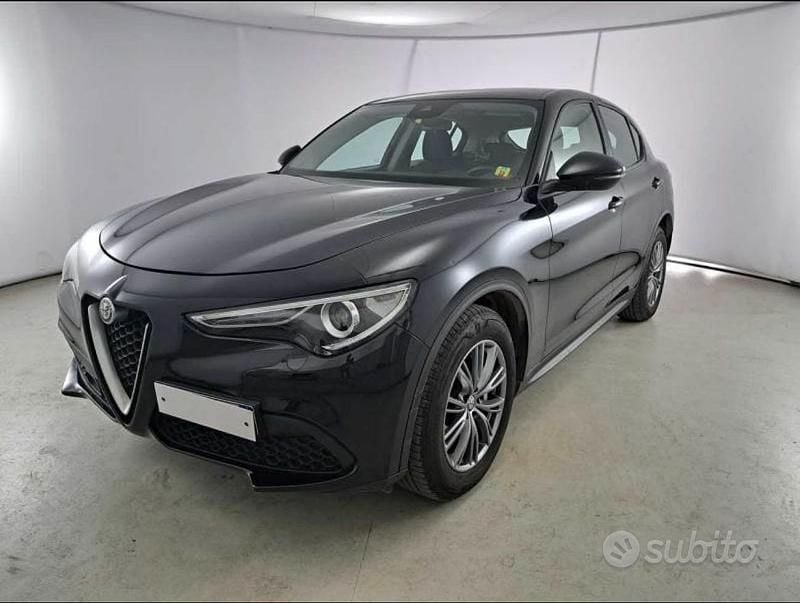 Nero Usata 2019 Alfa Romeo Stelvio SUV | 19.300 € (Buon prezzo) - Immagine 1/4