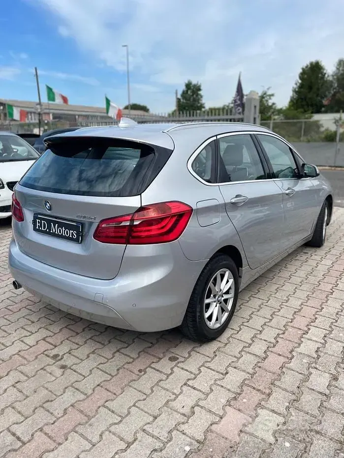 Usata BMW 216 Active Tourer Luxury Line 116 CV (85 kW) 2017 Grigio Monovolume